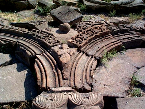 Carvings on an arch